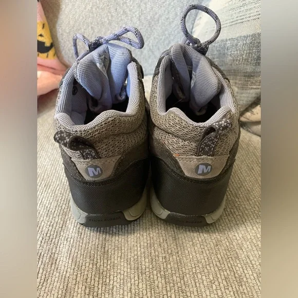 Merrell Women's Gray Hiking Shoes - Picture 7 of 10